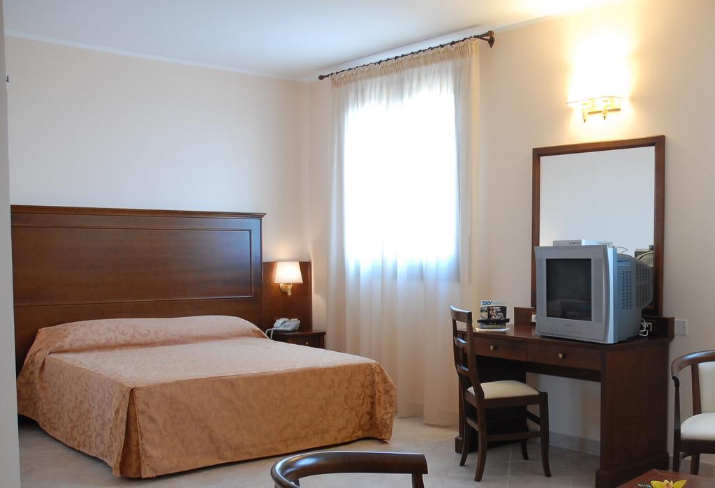 Hotel Villa Mokarta Salemi Zimmer foto