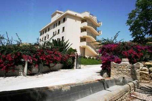 Hotel Villa Mokarta Salemi Exterior foto
